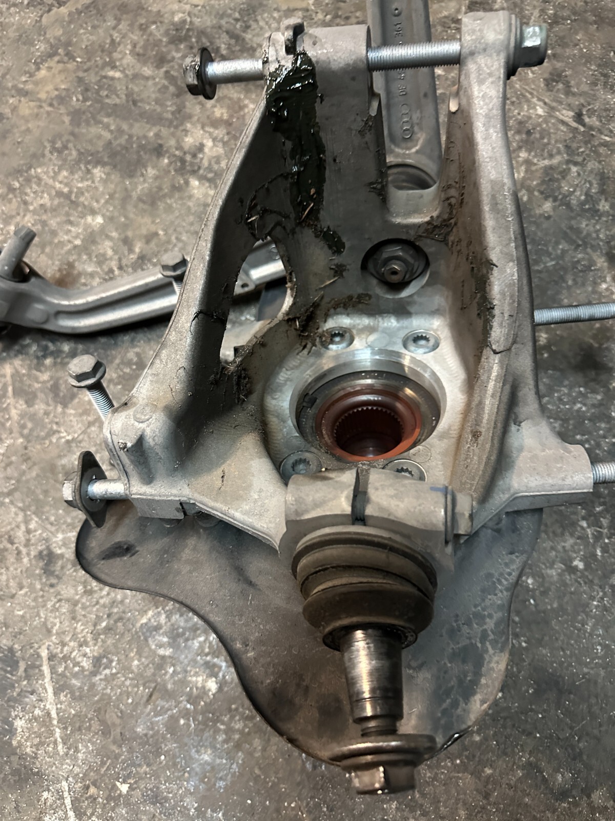 2018 AUDI R8 SPYDER REAR LEFT DRIVER SUSPENSION KNUCKLE CONTROL ARM OEM
