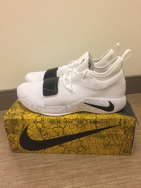 paul george 2.5 black and white