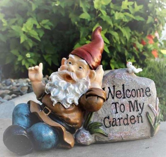Disney 5 Mickey Mouse Solar Garden Stone Yard Resin Decor Outdoor