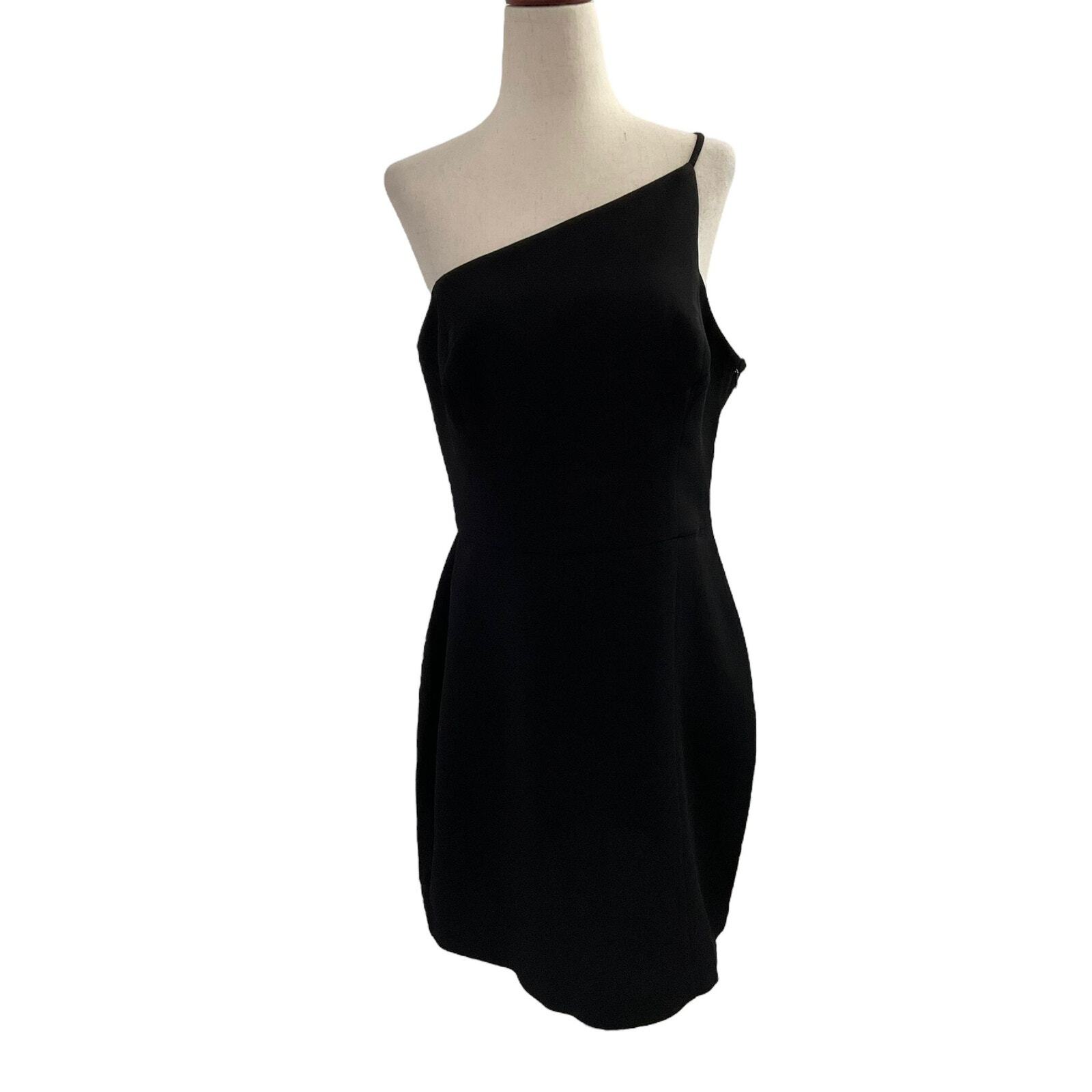 BCBGeneration Black Fitted Bodycon Side Zip Dress… - image 1