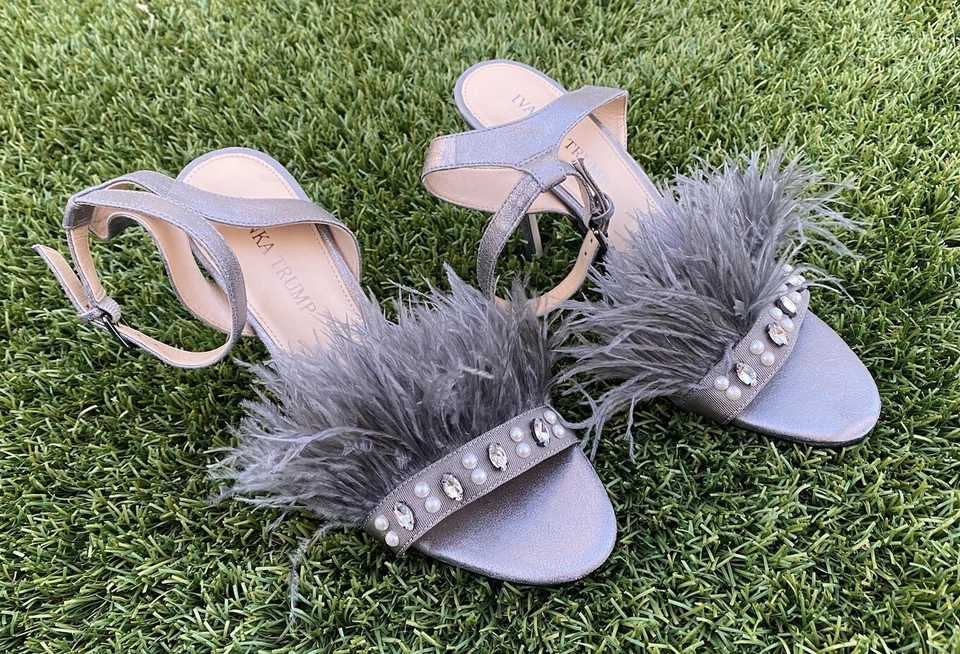 Tacones Altos Pluma de Avestruz IVANKA TRUMP KASIE Peltre Multy Gamuza Joya Talla 8M Foto 4 de 4