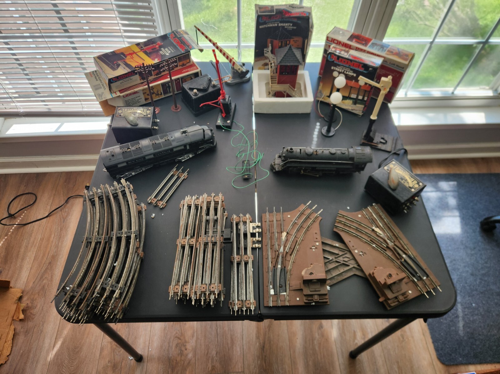 1989 Lionel Iron Horse Freight 6 11703 Electric Train Set 027 Gauge USA 1989-lionel-iron-horse-freight-6-11703-electric-train-set-027-gauge-usa