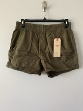 Levi's Women's Cinched A-Line Shorts, Comfy Green Khaki, Medium NWT