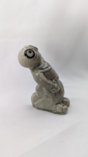 Vintage schager Astronaut Frosch wie Keramik Salz Pfefferstreuer Schnickschnack - Bild 11 von 14