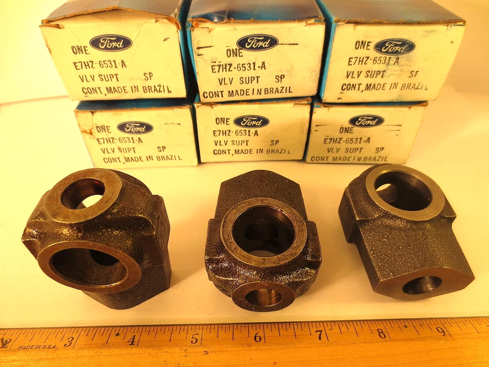 UNA PIEZA DE FABRICANTE ORIGINAL, SOPORTE DE VÁLVULA DE CAMIÓN PESADO FORD 1987, E7HZ-6531-A ENVÍO GRATUITO Foto 2 de 3