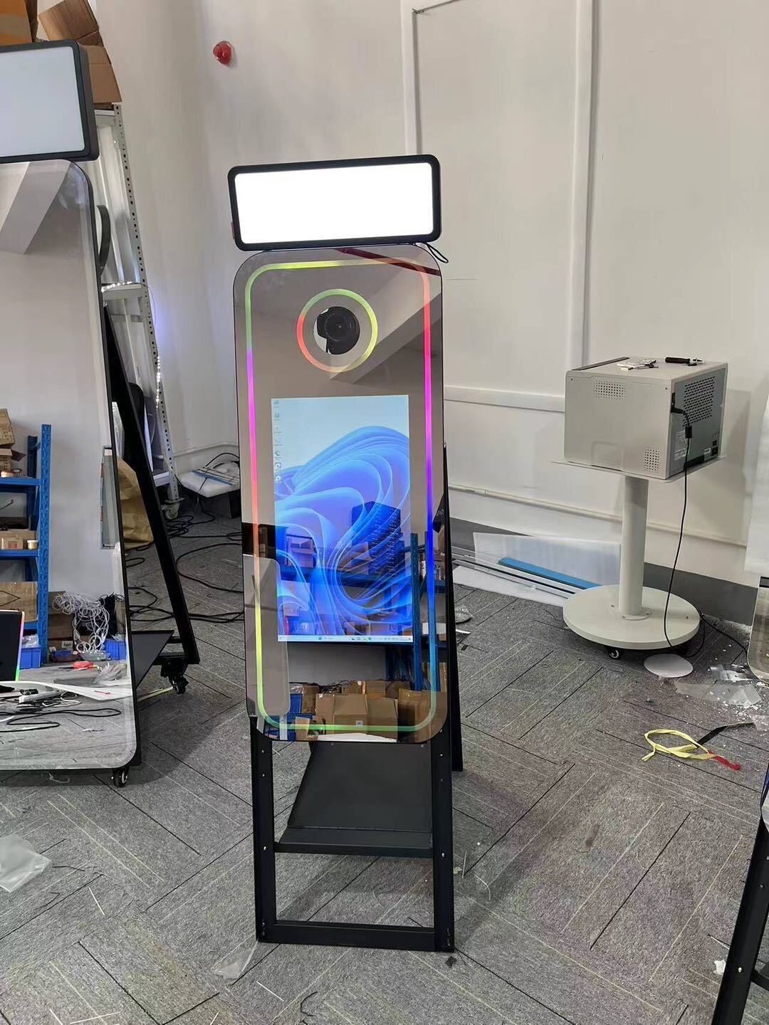 Magic Mirror Party Touch Screen Photobooth 40" Falak Tayyeb Platinum