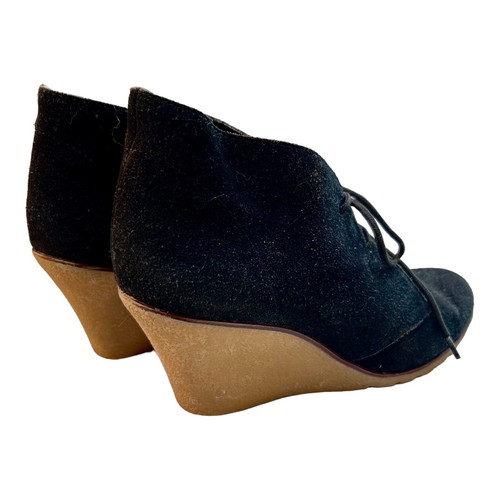 Kelsi Dagger Bootie Shoes Womens 8.5 Black Suede Ankle Lace Up Wedge Fanetta - Picture 3 of 8