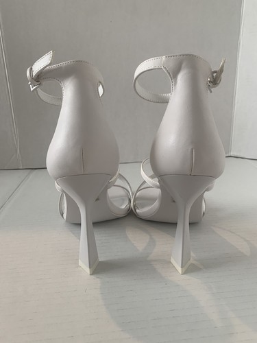 White Strappy Heels size 8.5 - Picture 3 of 6