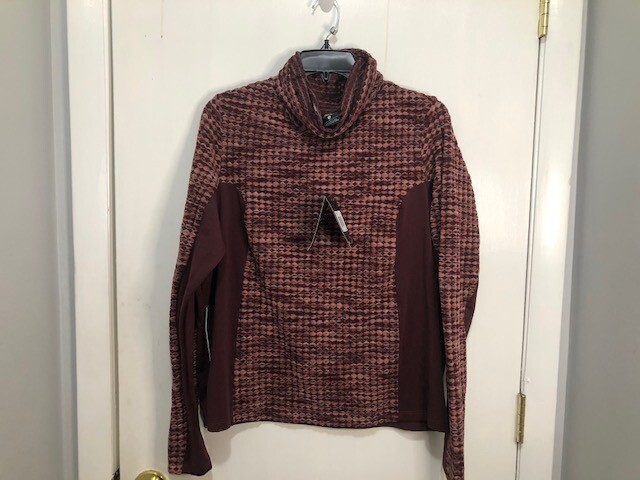 nike plus size pullover