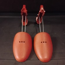 Shu-tree plastic shoe trees one Pair adjustable stretcher