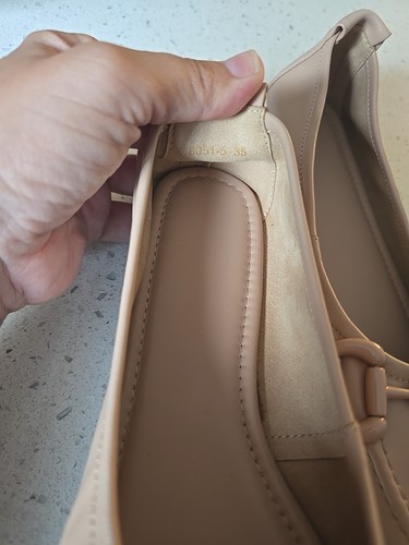 Leather Ballet Flats Metal Hardware Size EU 35 New Super Soft - Picture 6 of 10