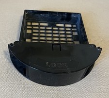 PRE-MOTOR FILTER TRAY Part Bissell Lift-Off M...