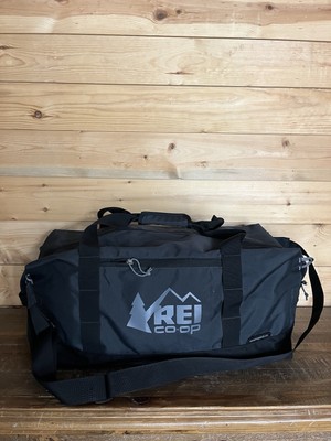 REI CO-OP Roadtripper Duffle Bag Black 40L with Shoulder Strap EUC