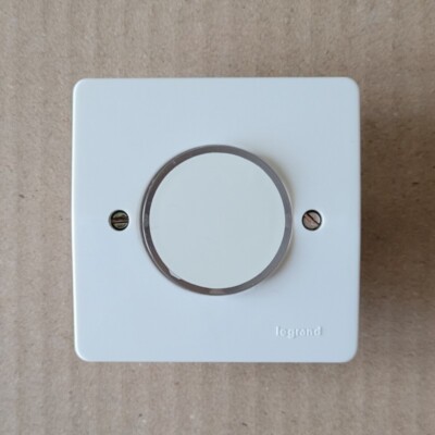 Poussoir Lumineux Legrand Neptune 2 Blanc - Modèle Ancien, Voyant Non Inclus