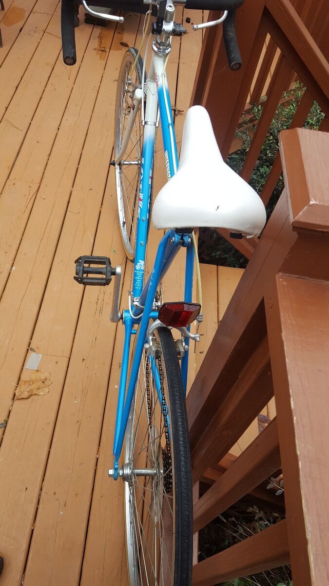 Mint Original 1988 Lotus International Sport Series Bicycle Mint Original 1988 Lotus International Sport Series Bicycle