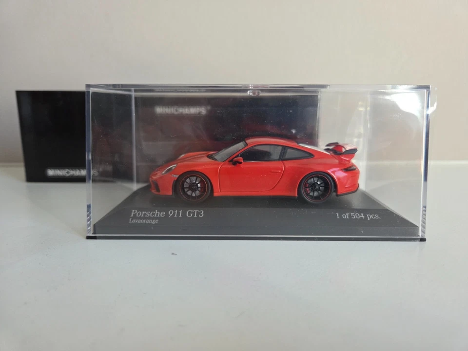 Minichamps 1/43 Porsche 911 GT3 - Lava Orange - 2016 - 410066024 - Immagine 2 di 4