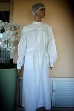 SARREAUX BLOUSE D INFIRMIERE MEDECIN  VINTAGE D APRES GUERRE DE 1940 NEUVE 