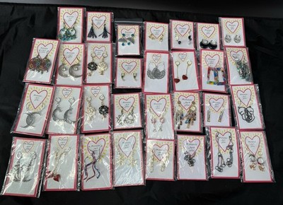 Jewelry Lot 30 Pairs Mixed Style Earrings Handmade Individual Bagged Womens 