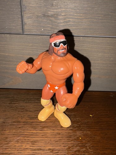 HASBRO WWF MACHO MAN RANDY SAVAGE SERIES 1 WRESTLI...