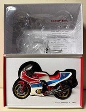 MINICHAMPS 1/12 Honda CB 1100 R Tricolore Diecast Model Incl US duty