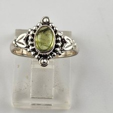 Sterling Silver 925 Peridot Ring Size 6.25