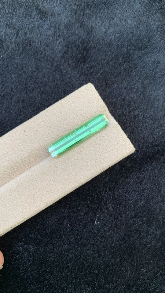 6 CRT bicolor rare Tourmaline Natural Earth Mined Unheated Faceted - Image 2 of 3