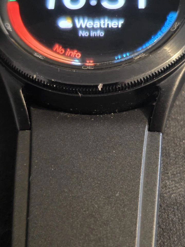 Samsung Galaxy Watch4 Classic, photo 3 of 3