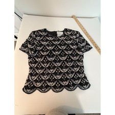 Papell boutique evening wear top size Large.