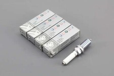 Genuine VW Golf MK7 7.5 Passat Beetle Audi Q5 2.0 TSI spark plugs x4 06K905601D