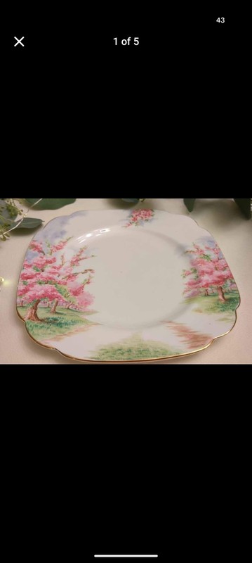 ROYAL ALBERT 'BLOSSOM TIME"Bone China 7-1/2” Salad Plate Scalloped ENGLAND