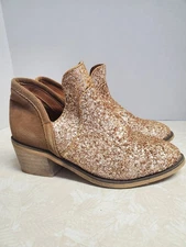 Womens Coolway Glitter Bootie Size 6