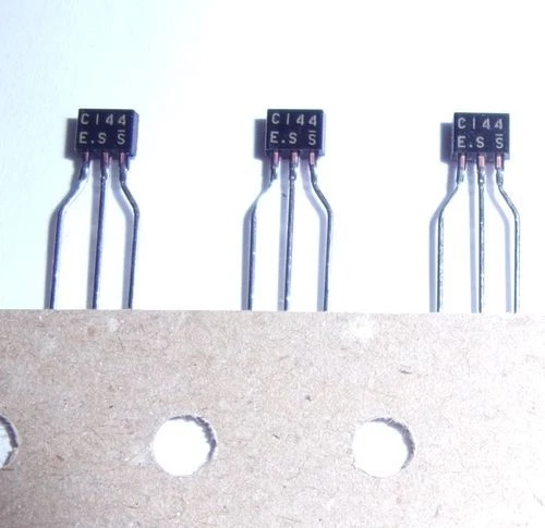 DTC144ESTP - Transistor digital Silicon Pre-Biased-NPN 100mA - TO92S - ROHM - Bild 1 von 1