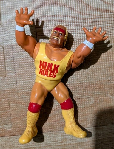 WWF Hulk Hogan Wrestling Action Figure Series 1 19...