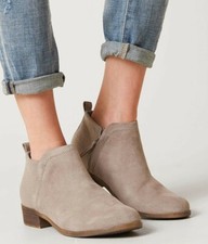 NIB Womens TOMS Size 5 Deia Booties Ankle Boot Desert Taupe Beige Suede