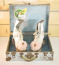 Vintage Chicago Roller Skates 5 1/2 Womens White Leather Pat.1939 #78 Wheel/Case