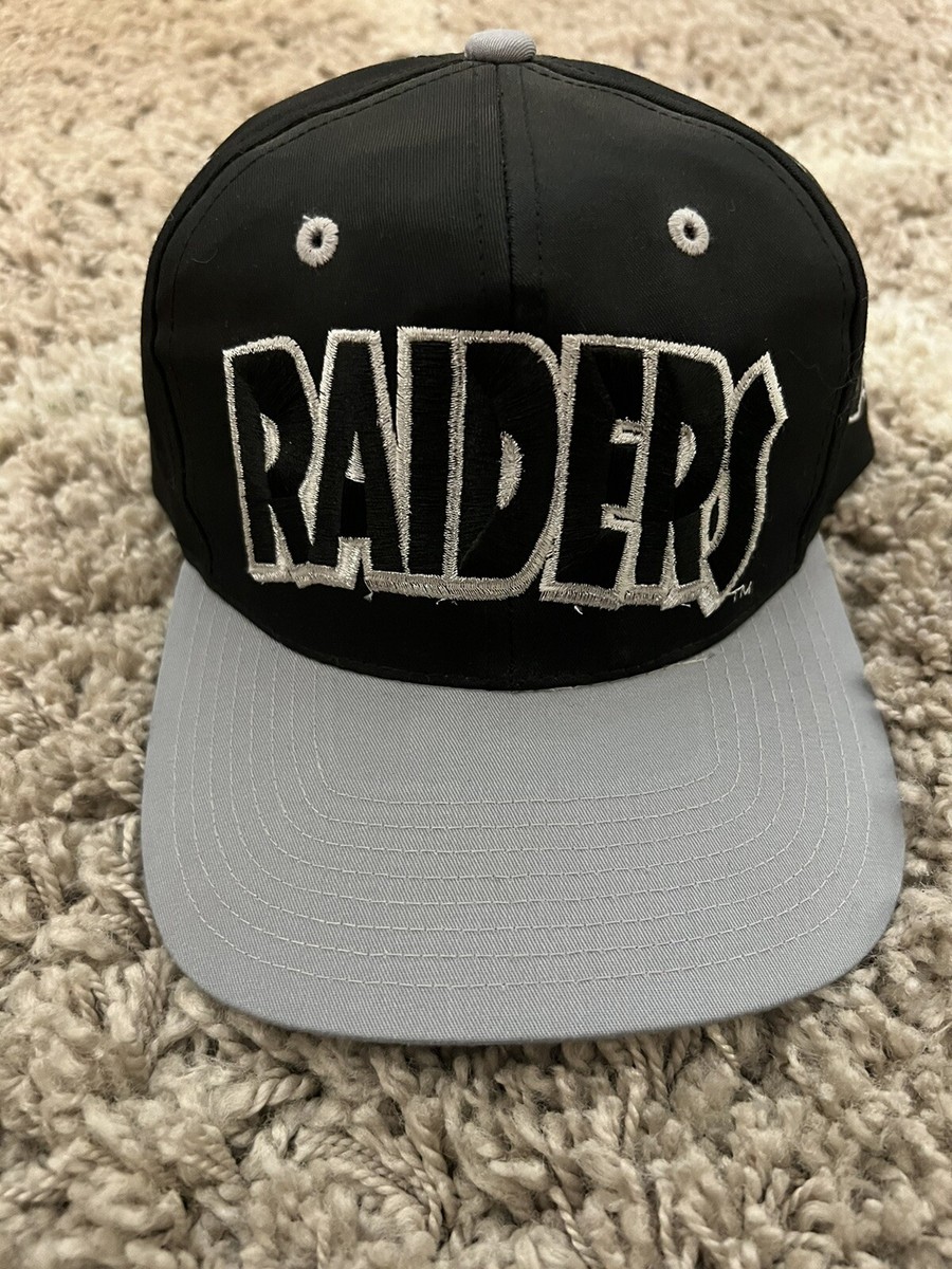 Vintage 90s Los Angeles Raiders Black Arch Starter NFL Hat