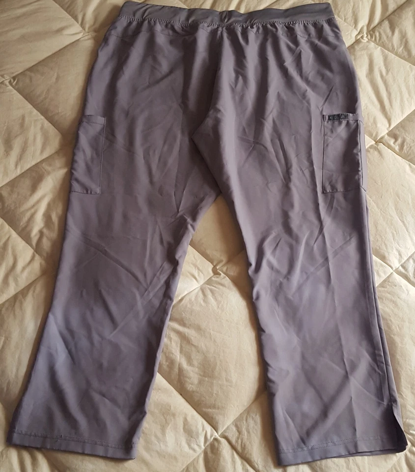 2XL Gray Set Med Couture Insight 2468 6 Pockets (2 zip) Polyester Pewter EUC  - Image 3 of 4