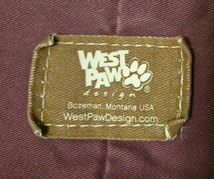 Funda Cama West Paw Design Perro Borgoña L-20" W-16" D-9" Foto 2 de 4