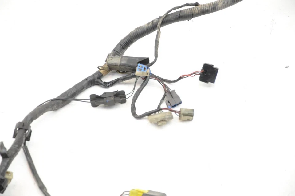 Arnés de cables de motor 90-93 Mazda B-2600 2x2 71242755 Foto 3 de 4