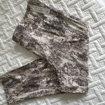 Terra & Sky Womens High Rise Snake Print Capri Leggings 2X (20W-22W) Stretch