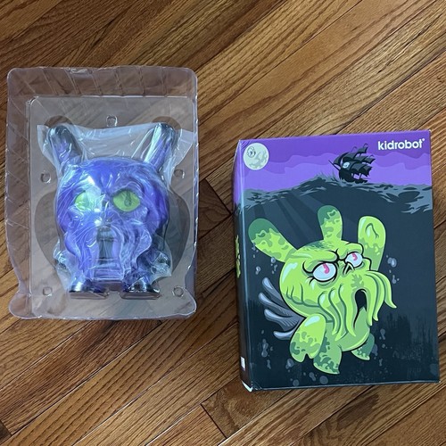 Kidrobot Scott Tolleson KING HOWIE Purple Dunny 8-inch Vinyl Figure LE 200
