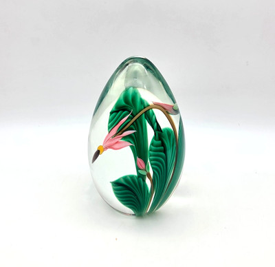 SHOOTING STAR SIGNED ORIENT & FLUME 4.5'' FLOWER CRYSTAL ART GLASS EGG PAPRWEIGHT