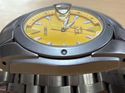 Seiko Perpetual Calendar 8F32 Titanium 1998 Yellow Dial Rare