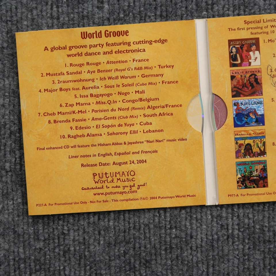 Putumayo World Groove 2 CD Set Sampler 2004 Global Electronica Dance Music Foto 2 de 4