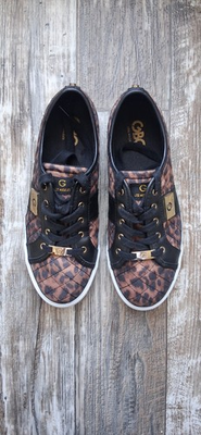 #ad GBG Leapord Print Quilted Sneakers Size 9 1 2 With Gold Accents $13.00