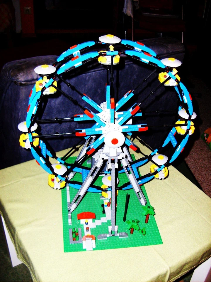 LEGO Creator 4957 Ferris Wheel