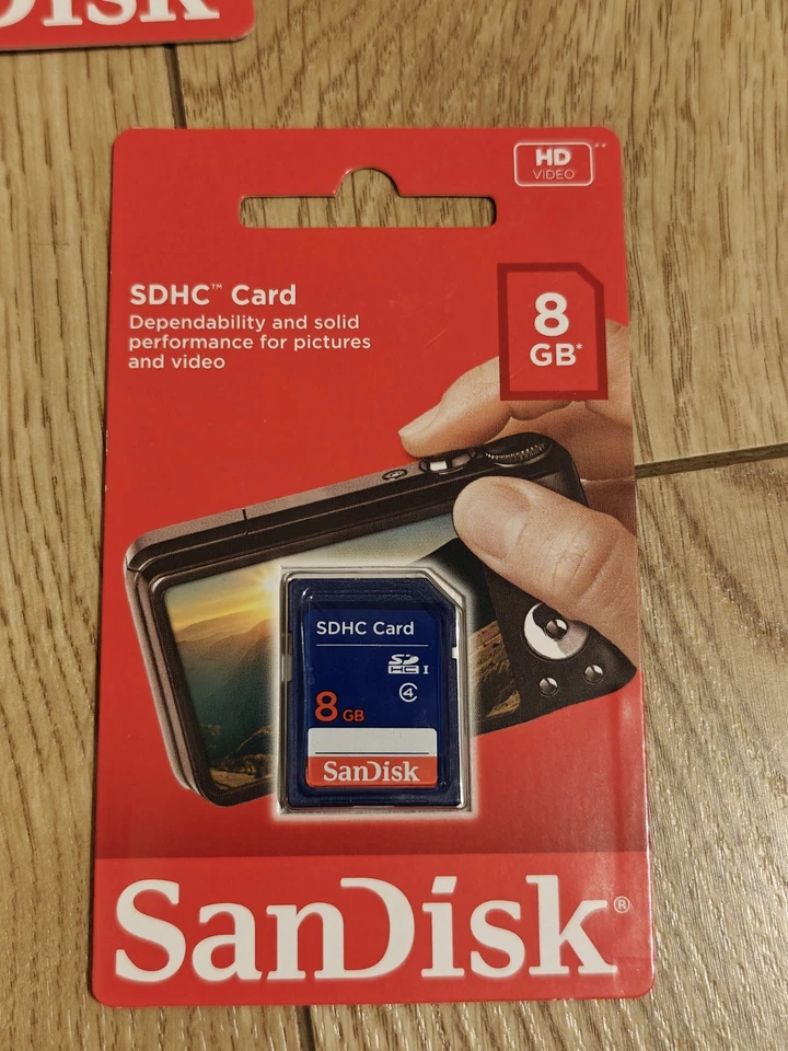 Sandisk 8GB SD Card SDHC Memory Card  - Image 3 of 4