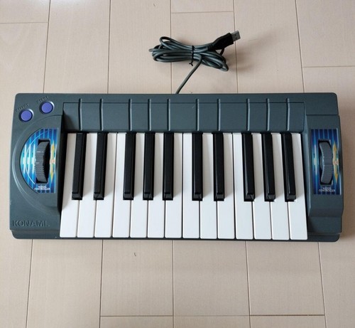 HORI Keyboardmania Controller PS2 PlayStation 2 Music Game Keyboard - Picture 2 of 3