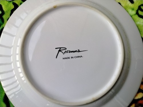 4-Set VINTAGE Rosanna 8" Plates w/Wall Holders - "The Pears of Tuscany" - NICE!! - Picture 14 of 17