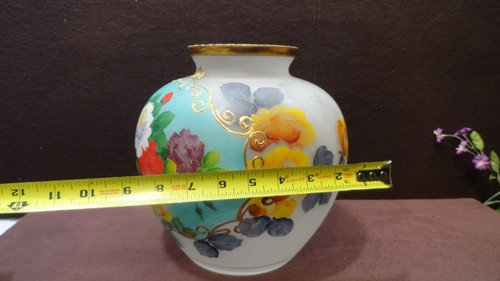 Jarrón Bohemio Esmerilado Pintado a Mano Oro Vidrio Pintado a Mano Flores Pintadas a Mano Muy Bonito - Imagen 8 de 9